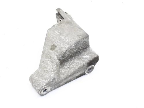 Used Engine mount Engine mount MERCEDES-BENZ VITO Van (W447) 109 CDI (447.601, 447.603, 447.605) (88 hp) 39796858 39796858
