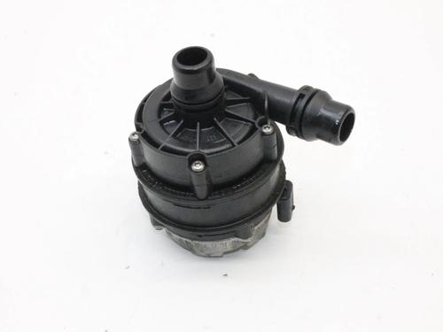 Used Auxiliary water pump Auxiliary water pump BMW 2 Coupe (F22, F87) 220 i (184 hp) 39798258 39798258