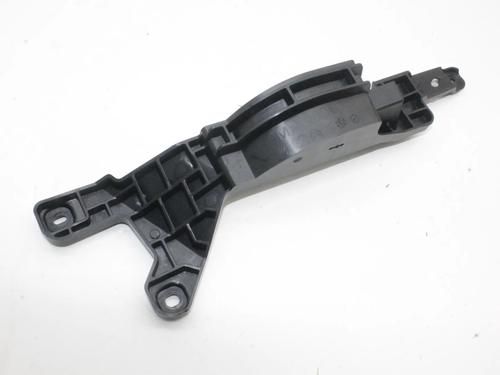 Used Rear bumper bracket Rear bumper bracket PEUGEOT 2008 II (UD_, US_, UY_, UJ_, UR_, UC_) 1.2 PureTech 130 (USHNS, URHNS) (130 hp) 39810152 39810152