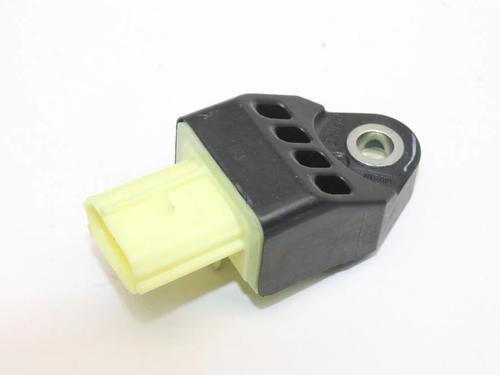 Used Control unit Control unit TOYOTA AURIS (_E15_) 1.8 Hybrid (ZWE150_, ZWE150R) (136 hp) 39833760 39833760