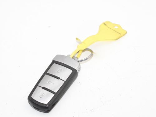 Used Electronic module Electronic module VW CC B7 (358) 2.0 TDI (140 hp) 39869914 39869914