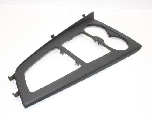 Console centrale Console centrale AUDI A4 B9 (8W2, 8WC) 35 TFSI Mild Hybrid (150 hp) 39821827 39821827