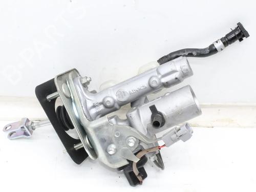 Brake master cylinder LEXUS LS (_F4_) 600h AWD (UVF45, UVF46) | BP39836341M77 - Image 2