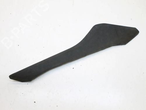 middle-console-audi-q6-e-tron-gfb-2024-39774499 main image