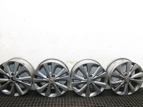 Used Wheel set Wheel set TOYOTA AURIS Estate (_E18_) 1.8 Hybrid (ZWE186_, ZWE186R, ZWE186H) (136 hp) 40189705 40189705