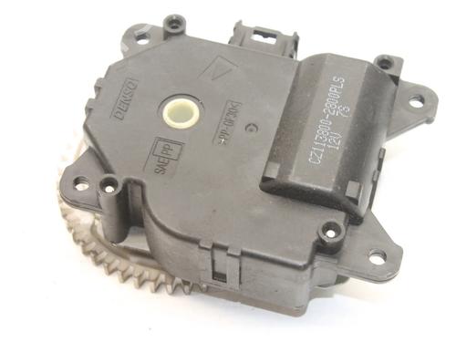 Used Electronic module Electronic module TOYOTA YARIS (_P13_) 1.5 Hybrid (NHP130_, NHP130) (101 hp) 39864318 39864318