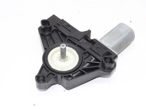 right-rear-window-motor-volvo-v40-hatchback-525-2012-2013-2014-2015-2016-2017-2018-2019-39769954 main image