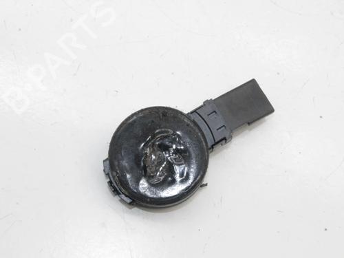 Used Electronic sensor Electronic sensor PEUGEOT 2008 II (UD_, US_, UY_, UJ_, UR_, UC_) 1.2 PureTech 130 (USHNS, URHNS) (130 hp) 39842032 39842032