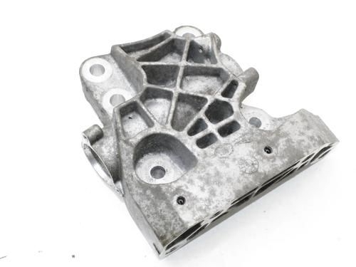 Used Engine mount Engine mount LAND ROVER RANGE ROVER EVOQUE (L538) 2.0 D 4x4 (180 hp) 39795095 39795095