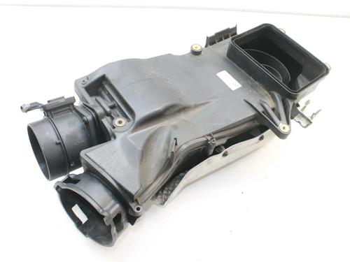 Used Air filter box Air filter box MERCEDES-BENZ C-CLASS (W205) C 250 BlueTEC / d (205.008, 205.006) (204 hp) 39829938 39829938