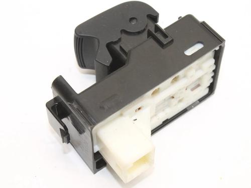 Switch TOYOTA AURIS (_E15_) 1.8 Hybrid (ZWE150_, ZWE150R) | BP39841243I30 - Image 5