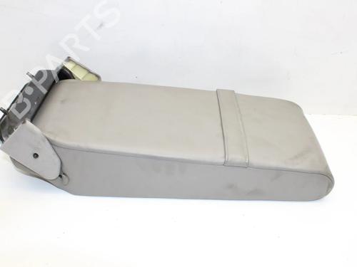 Used Armrest / Center console Armrest / Center console LEXUS LS (_F3_) 430 (UCF30) (282 hp) 39816275 39816275