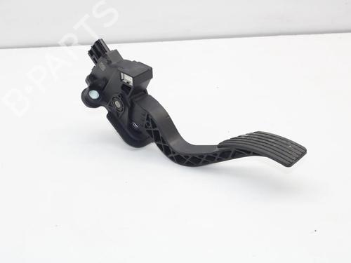 Pedal für Pedal MITSUBISHI OUTLANDER III (GG_W, GF_W, ZJ, ZL, ZK) 2.0 Hybrid 4WD (GG2W) (200 hp) 39770217 39770217