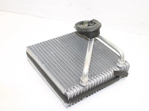 Radiateur de ac Radiateur de ac AUDI TT (8J3) 3.2 V6 quattro (250 hp) 39828078 39828078