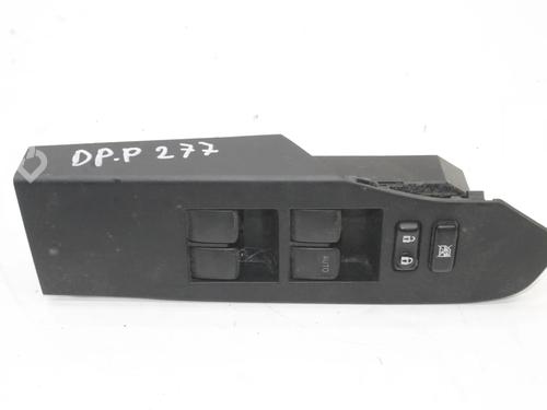 Used Switch Switch TOYOTA AURIS (_E18_) 1.6 (ZRE181_, ZRE185_, ZRE185R, ZRE181R) (132 hp) 39872699 39872699