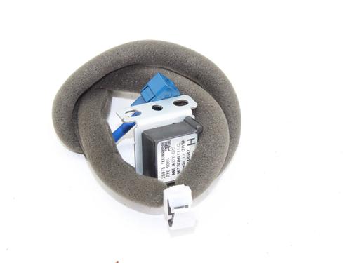 Base antenna Base antenna NISSAN JUKE (F15) 1.6 DIG-T NISMO 4x4 (200 hp) 39792481 39792481
