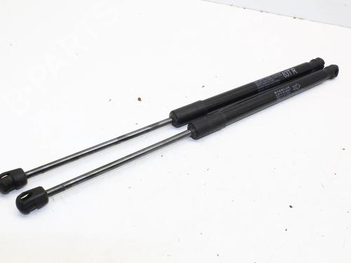 Used Tailgate lift support Tailgate lift support SUZUKI SX4 S-Cross (JY) 1.4 Hybrid (Mild Hybrid) (AKK 414) (129 hp) 39804455 39804455
