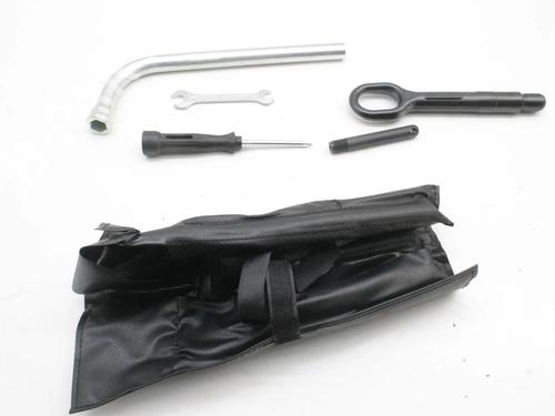 Jack Kit AUDI E-TRON (GEN) 55 quattro | BP39801681C119 - Image 5