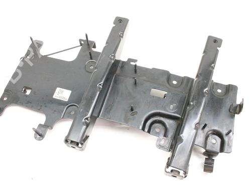 Used Support Support PEUGEOT 2008 II (UD_, US_, UY_, UJ_, UR_, UC_) e-2008 (UKZKXZ) (136 hp) 39773666 39773666