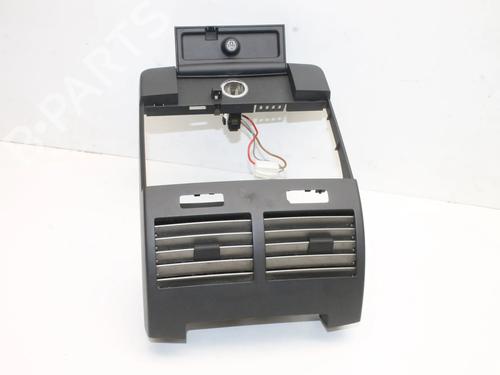 Bocchetta di aerazione Bocchetta di aerazione VW PHAETON (3D1, 3D2, 3D3, 3D4, 3D6, 3D7, 3D8, 3D9) 3.0 V6 TDI 4motion (240 hp) 39776212 39776212
