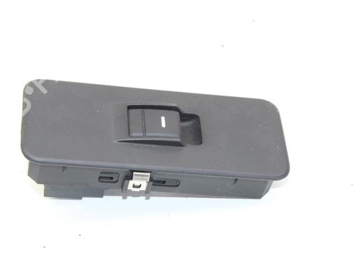 Used Right rear window switch Right rear window switch LAND ROVER RANGE ROVER SPORT I (L320) 3.6 D 4x4 (272 hp) 39814296 39814296
