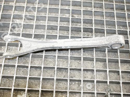 Venstre bagtil bærearm Venstre bagtil bærearm MASERATI GHIBLI III (M157) 3.0 D (275 hp) 39874262 39874262