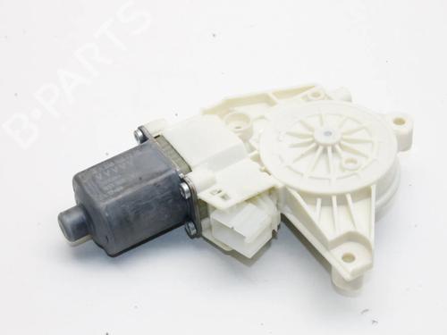Used Right front window motor Right front window motor MERCEDES-BENZ B-CLASS Sports Tourer (W246, W242) Electric Drive / B 250 e (242.890) (180 hp) 39838938 39838938