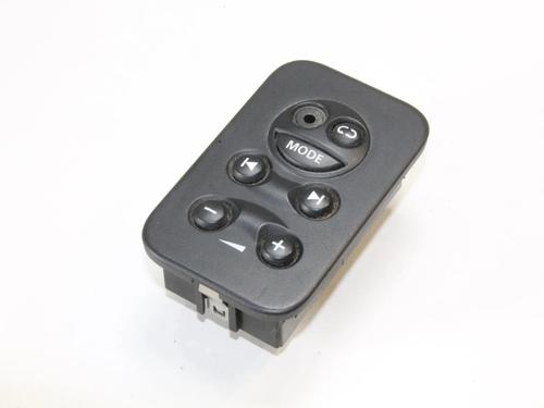 Used Switch Switch LAND ROVER DISCOVERY III (L319) 2.7 TD 4x4 (190 hp) 39867158 39867158