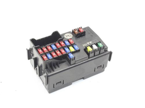 Used Fuse box Fuse box HYUNDAI KONA (OS, OSE, OSI) EV (136 hp) 39877486 39877486