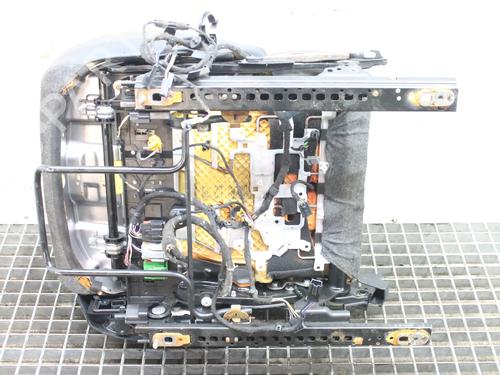 Right front seat JAGUAR XE (X760) 2.0 | BP39868099C16  - Image 9
