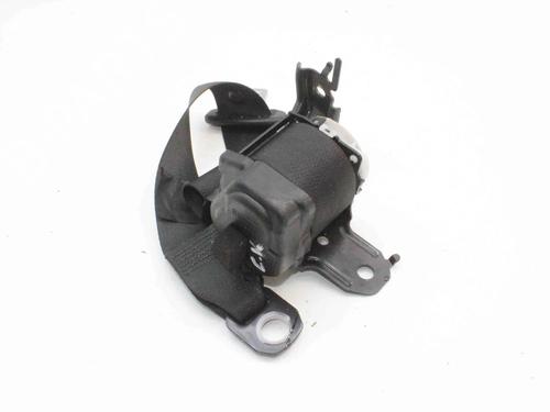 rear-left-seatbelt-lexus-nx-_z1_-2014-39773047 main image
