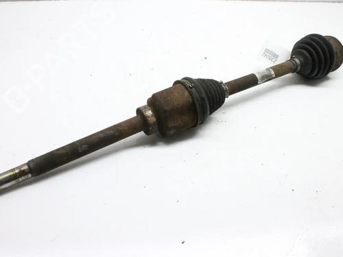 Used Right front driveshaft Right front driveshaft MERCEDES-BENZ VITO Van (W447) 109 CDI (447.601, 447.603, 447.605) (88 hp) 39832349 39832349