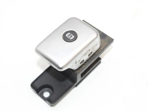 switch-land-rover-discovery-iv-l319-2009-2010-2011-2012-2013-2014-2015-2016-2017-2018-39771798 main image