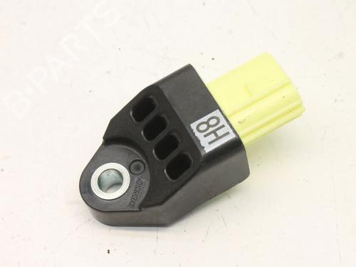 Used Electronic sensor Electronic sensor TOYOTA YARIS (_P13_) 1.5 Hybrid (NHP130_, NHP130) (101 hp) 39781462 39781462