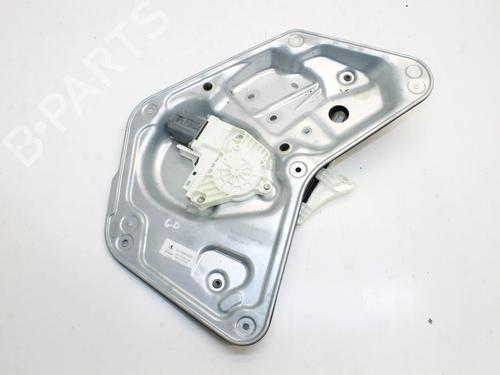 Used Rear right window mechanism Rear right window mechanism SKODA YETI (5L) 2.0 TDI (110 hp) 39832513 39832513