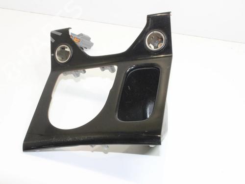 Used Middle console Middle console LAND ROVER DISCOVERY IV (L319) 3.0 TD 4x4 (245 hp) 39800944 39800944