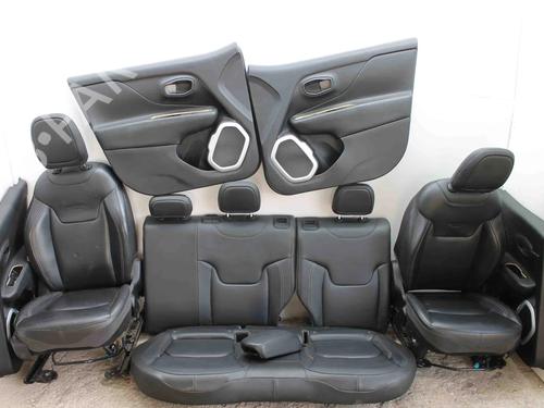 Conjunto de bancos Conjunto de bancos JEEP RENEGADE SUV (BU, B1, BV) 1.6 CRD (120 hp) 39798597 39798597