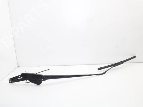 Used Front windshield wiper arm Front windshield wiper arm TESLA MODEL X (5YJX) 90D AWD (525 hp) 39907333 39907333