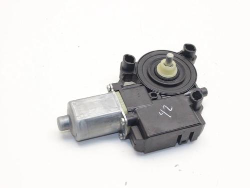 Rudehejsemotor forskærm venstre Rudehejsemotor forskærm venstre VW BEETLE (5C1, 5C2) 2.0 TDI (150 hp) 39779216 39779216