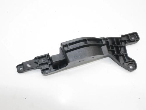 Used Rear bumper bracket Rear bumper bracket PEUGEOT 2008 II (UD_, US_, UY_, UJ_, UR_, UC_) 1.2 PureTech 130 (USHNS, URHNS) (130 hp) 39831805 39831805