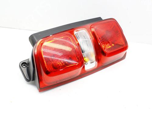 Venstre baglygte Venstre baglygte OPEL VIVARO C Bus (K0) VIVARO-E (136 hp) 39785452 39785452