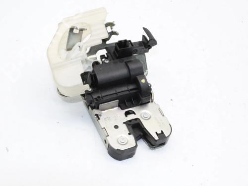 tailgate-lock-vw-passat-b8-3g2-cb2-2014-39775659 main image