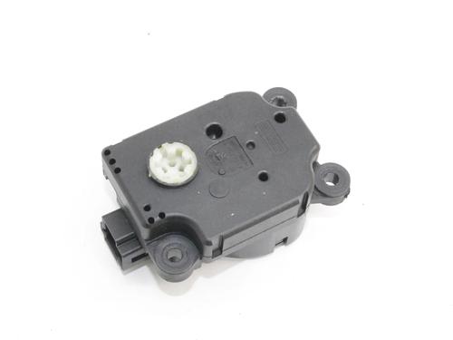 Electronic module JAGUAR XE (X760) 2.0 D | BP39779613M83 - Image 2