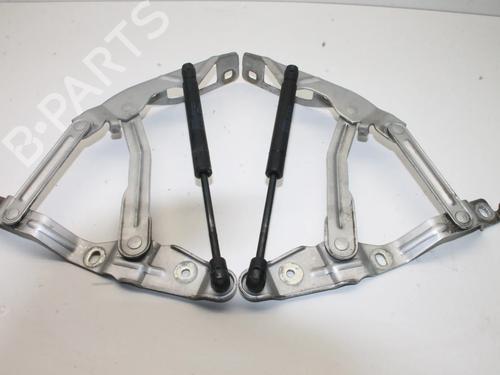 hingedoor-check-strap-audi-tt-8n3-1998-1999-2000-2001-2002-2003-2004-2005-2006-2007-39788049 main image