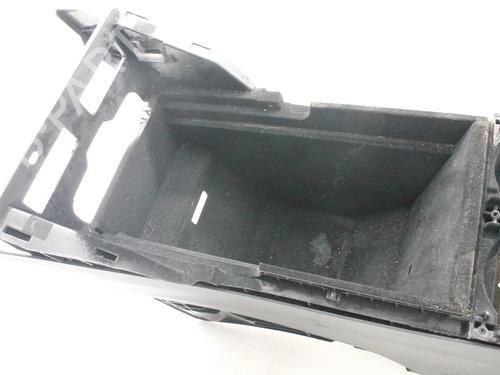 Middle console TESLA MODEL Y (5YJY) EV Performance All-wheel Drive | BP39837042I22 - Image 6
