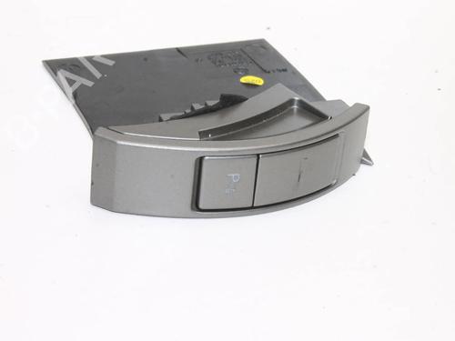 switch-vw-phaeton-3d1-3d2-3d3-3d4-3d6-3d7-3d8-3d9-2002-2003-2004-2005-2006-2007-2008-2009-2010-2011-2012-2013-2014-2015-2016-39775621 main image