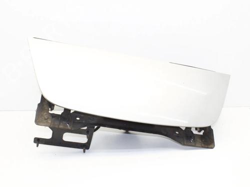 fuel-flap-nissan-leaf-ze1-2017-39776548 main image