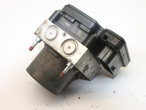 Used ABS pump ABS pump TOYOTA VERSO (_R2_) 1.8 (ZGR21_, ZGR21R) (147 hp) 39848176 39848176