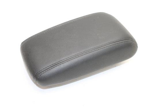 Used Armrest / Center console Armrest / Center console FORD FIESTA VI Van 1.0 EcoBoost (140 hp) 39832117 39832117