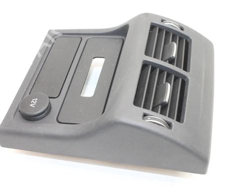 Used Air vent Air vent JAGUAR XE (X760) 2.0 D (180 hp) 39873745 39873745